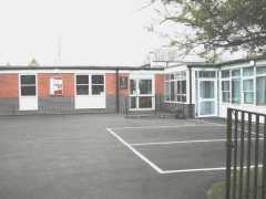 Ashbury Village School 2008 - copyright Margaret Smith